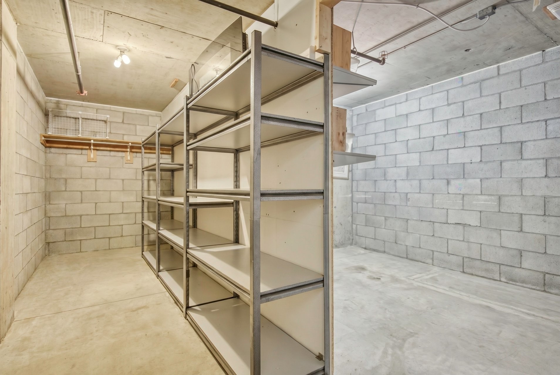 









303


Boul. Clairevue E.

, 2105,
Saint-Bruno-de-Montarville,




QC
J3V0B2

