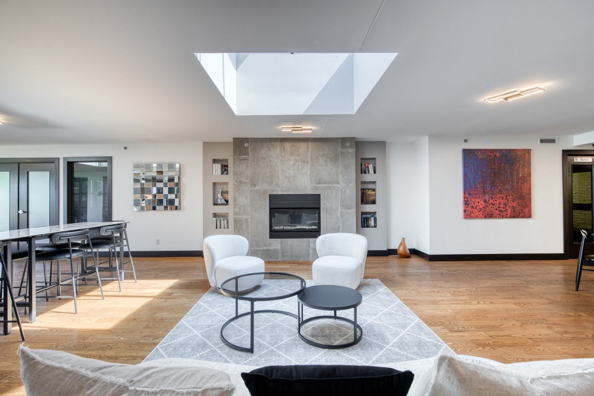 









303


Boul. Clairevue E.

, 2105,
Saint-Bruno-de-Montarville,




QC
J3V0B2

