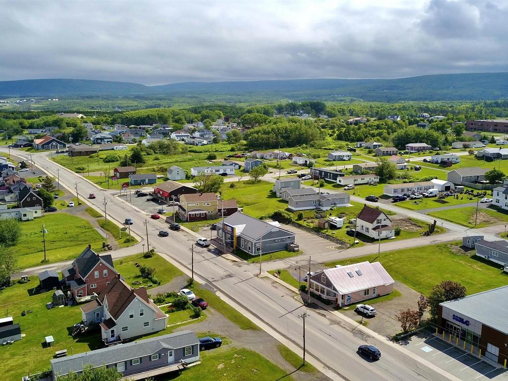 












Quincy Street

,
Inverness,







NS
B0E 1N0

