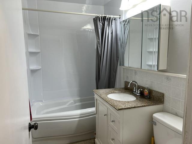 












26 Crescent Drive

,
Truro,




NS
B2N 1N6

