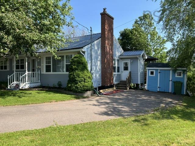 












26 Crescent Drive

,
Truro,




NS
B2N 1N6

