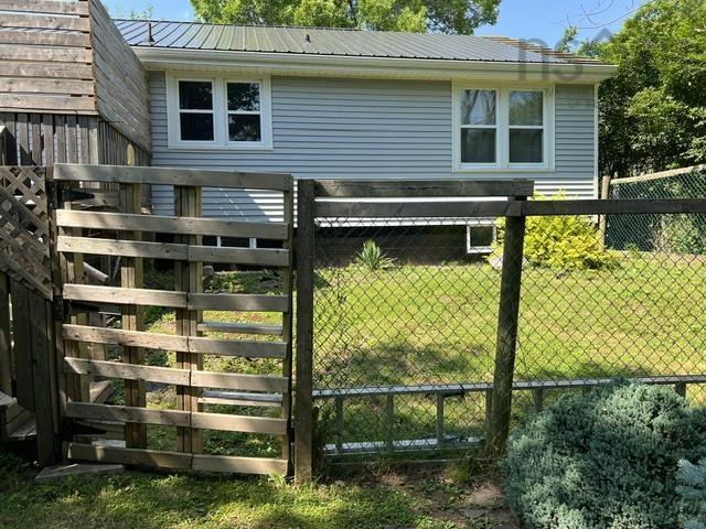 












26 Crescent Drive

,
Truro,




NS
B2N 1N6


