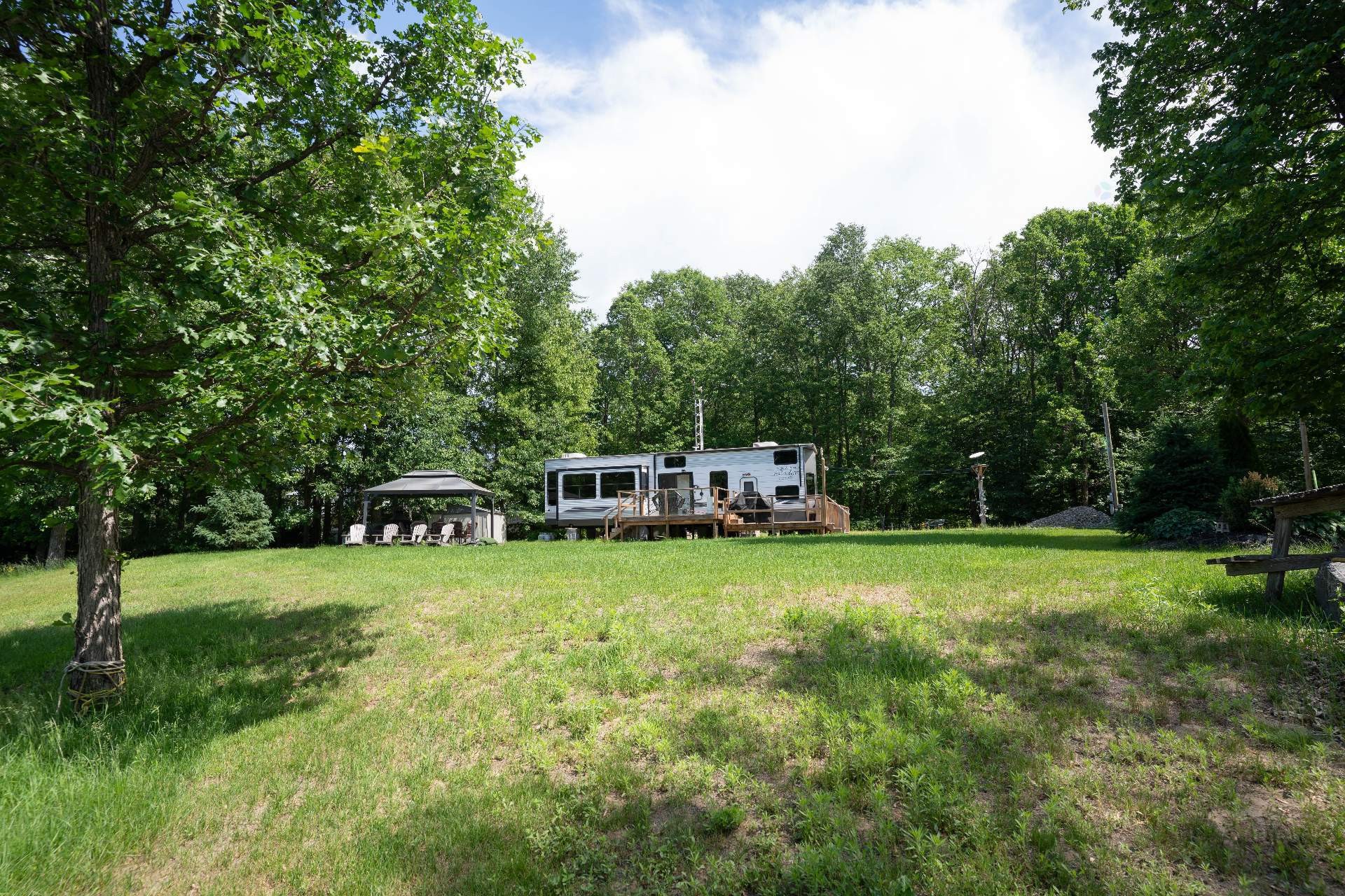 









133


Ch. Dempsey

,
Waltham,







QC
J0X3H0

