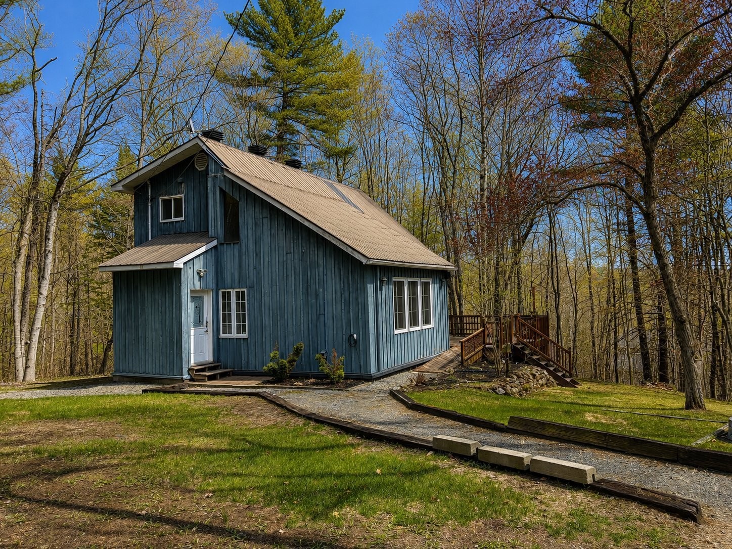 









1480


Rue Vigneault

,
Prévost,




QC
J0R1B0

