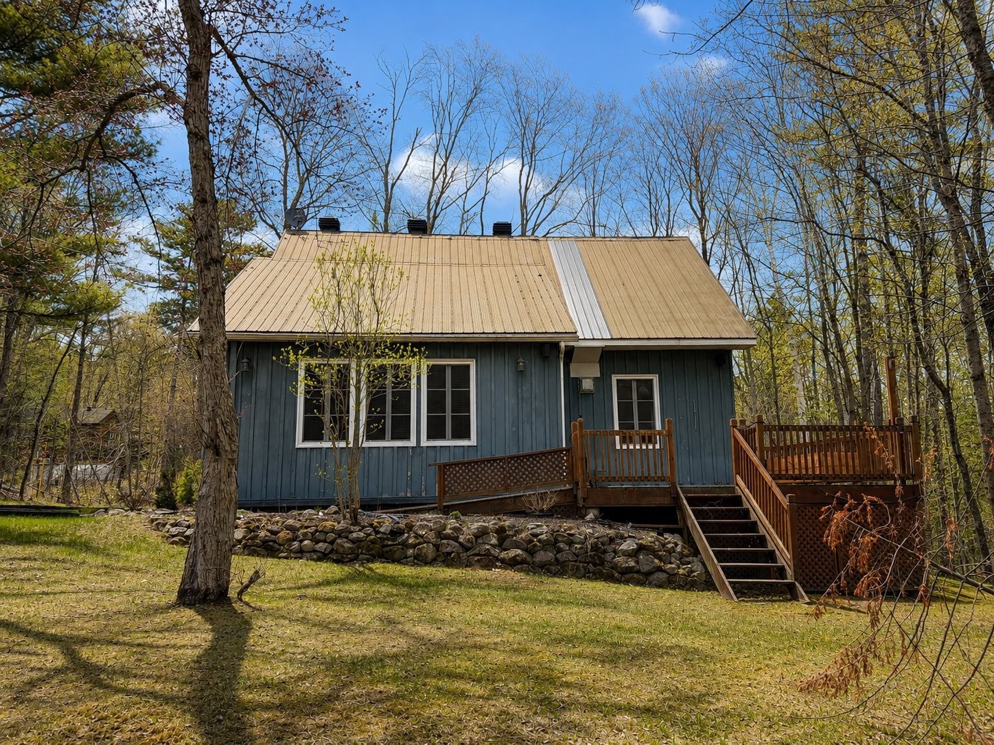 









1480


Rue Vigneault

,
Prévost,




QC
J0R1B0

