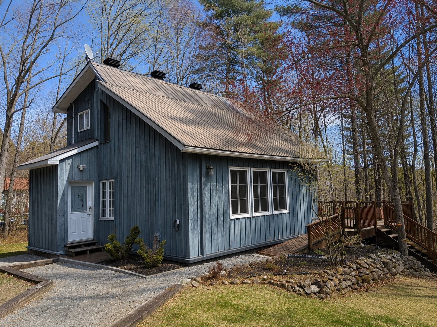 









1480


Rue Vigneault

,
Prévost,




QC
J0R1B0

