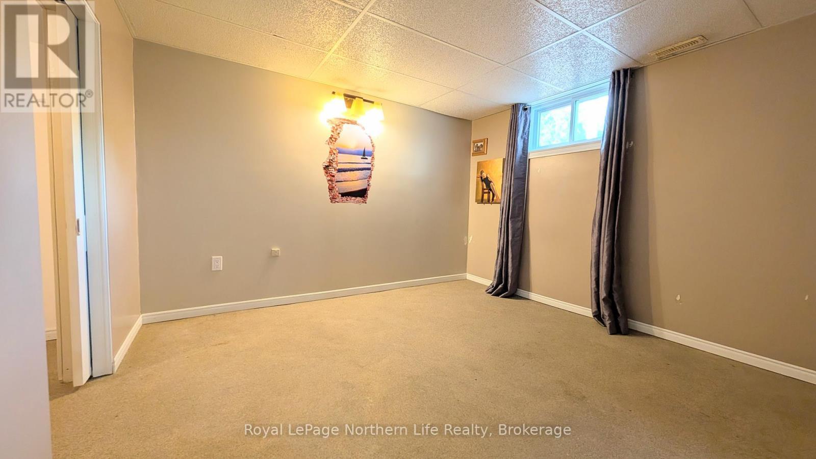 












289 DOVERCOURT ROAD

,
West Nipissing (Sturgeon Falls),




Ontario
P2B3J2

