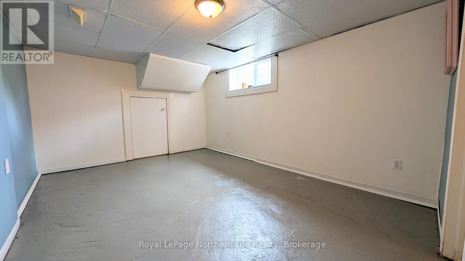 












289 DOVERCOURT ROAD

,
West Nipissing (Sturgeon Falls),




Ontario
P2B3J2

