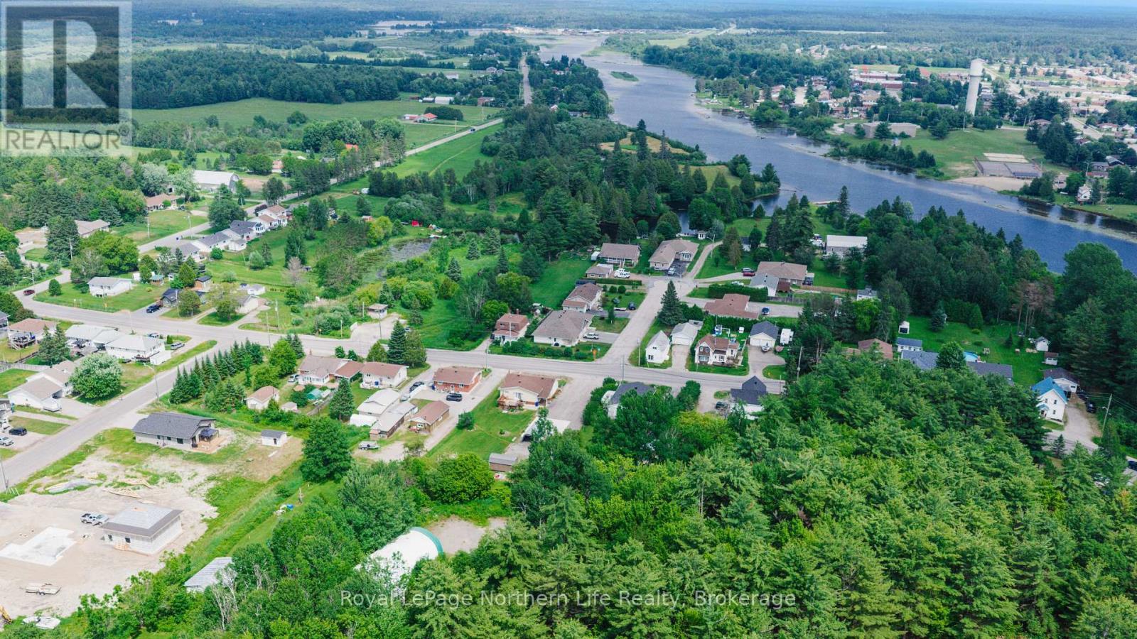 












289 DOVERCOURT ROAD

,
West Nipissing (Sturgeon Falls),




Ontario
P2B3J2


