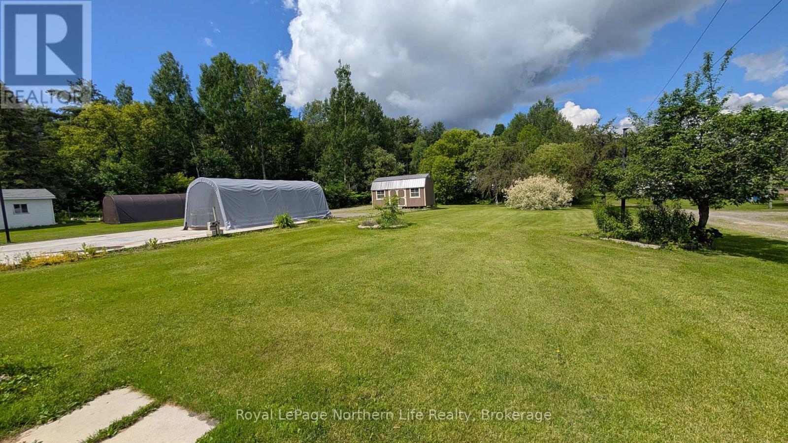 












289 DOVERCOURT ROAD

,
West Nipissing (Sturgeon Falls),




Ontario
P2B3J2

