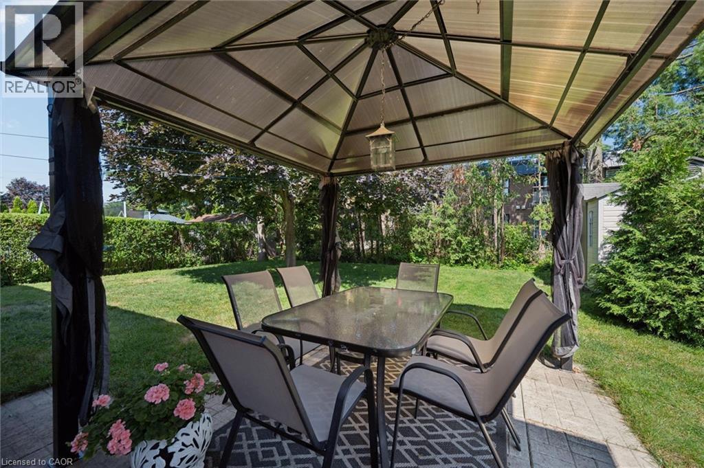 












10 PAUL Avenue

,
Guelph,




Ontario
N1E1S2


