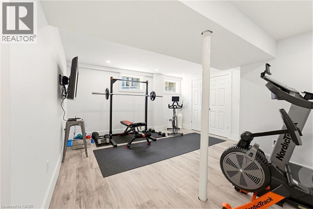 












31 WETLAND Way

,
Kitchener,




Ontario
N2P0C2

