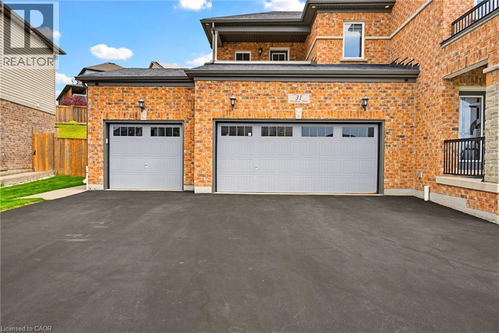 












31 WETLAND Way

,
Kitchener,




Ontario
N2P0C2

