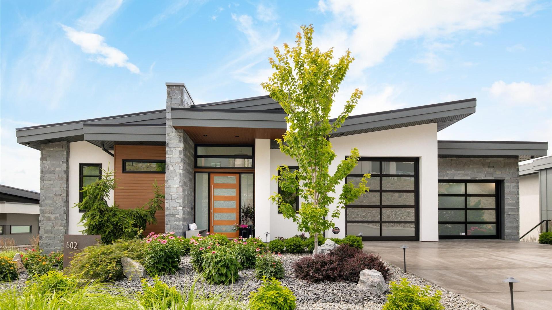 









602


Clifton

Court,
Kelowna,




BC
V1V 0B7

