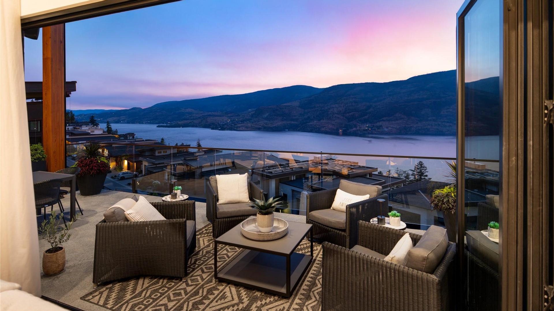 









602


Clifton

Court,
Kelowna,




BC
V1V 0B7

