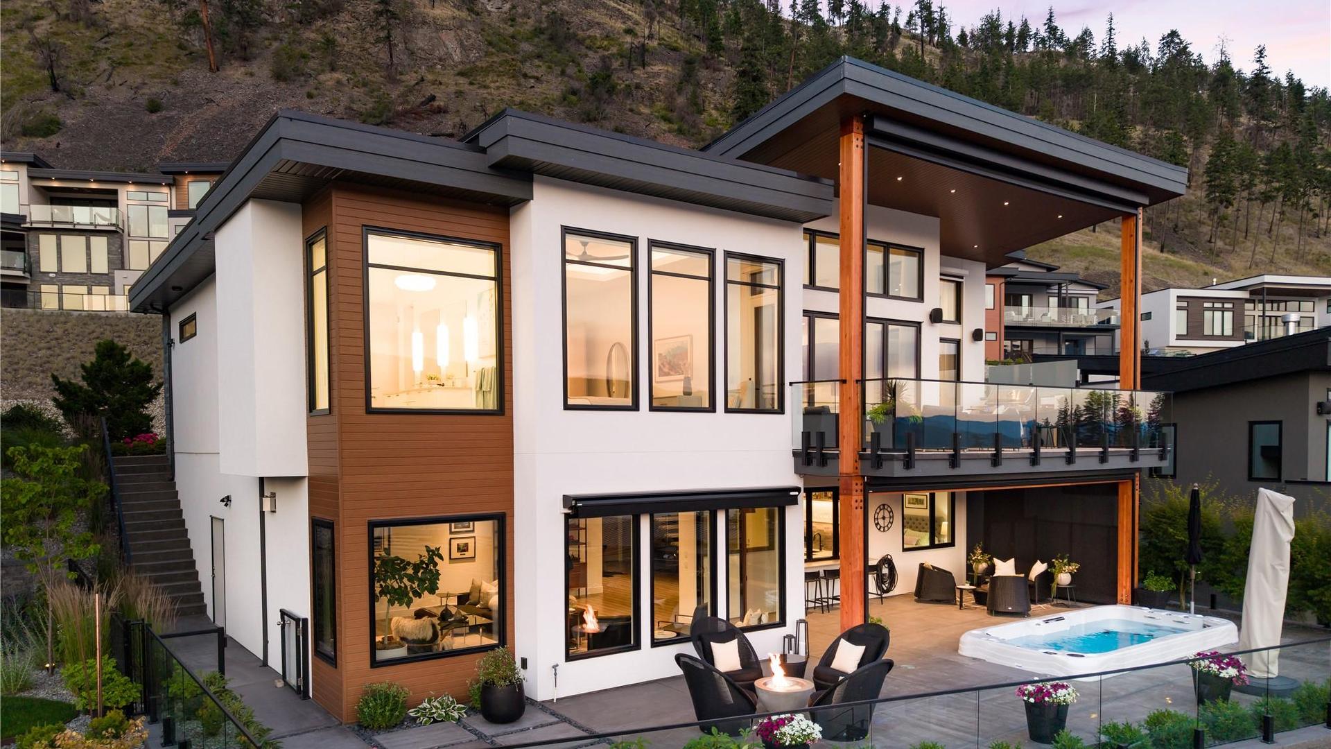 









602


Clifton

Court,
Kelowna,




BC
V1V 0B7

