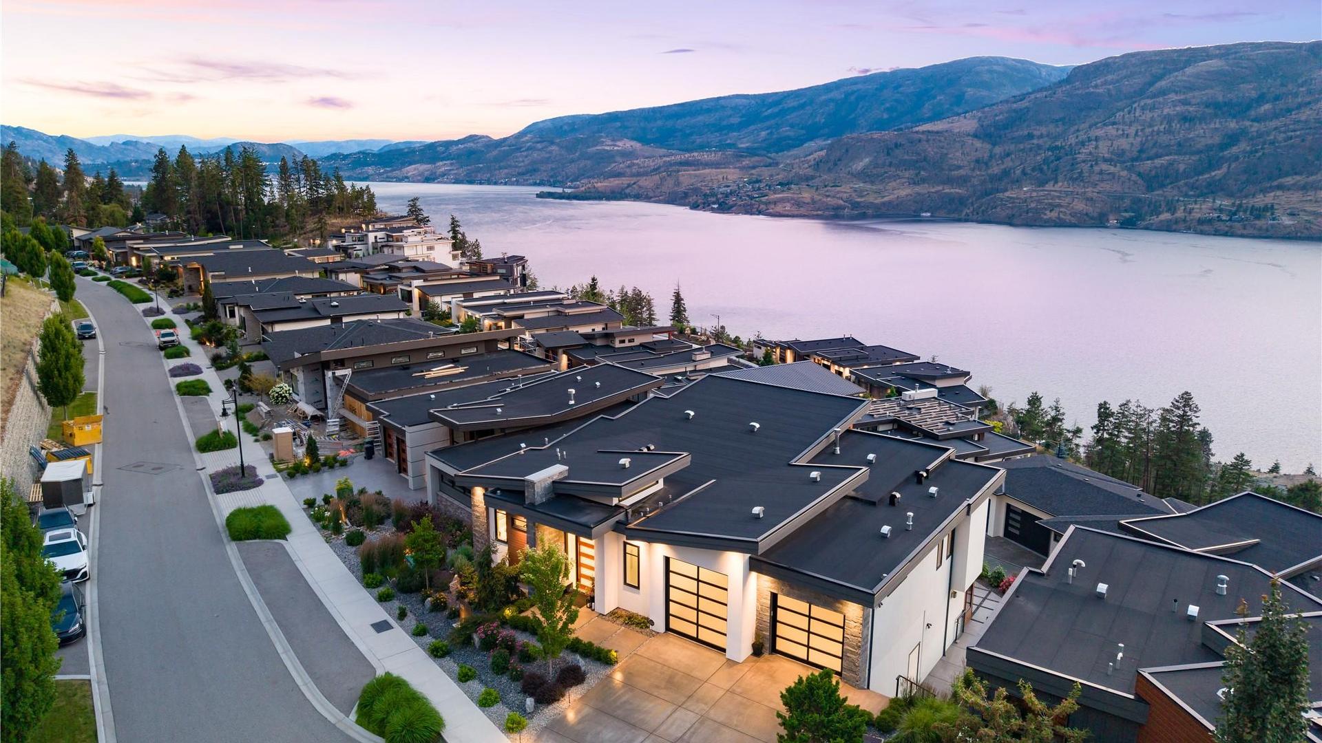 









602


Clifton

Court,
Kelowna,




BC
V1V 0B7

