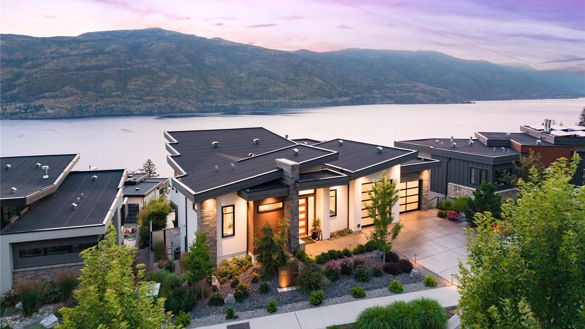 









602


Clifton

Court,
Kelowna,




BC
V1V 0B7

