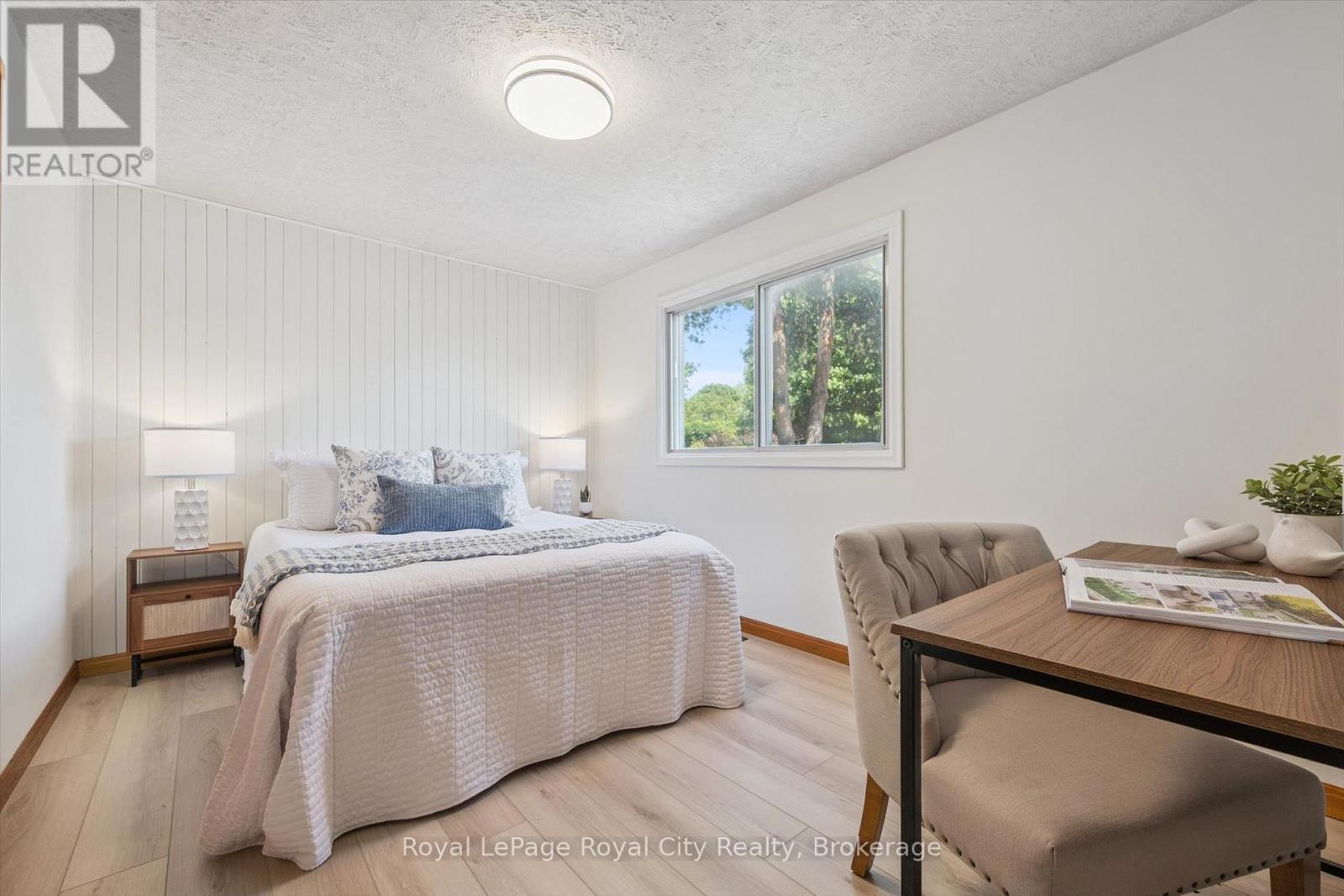 












85 SLEEMAN AVENUE

,
Guelph (Junction/Onward Willow),




Ontario
N1H6G5

