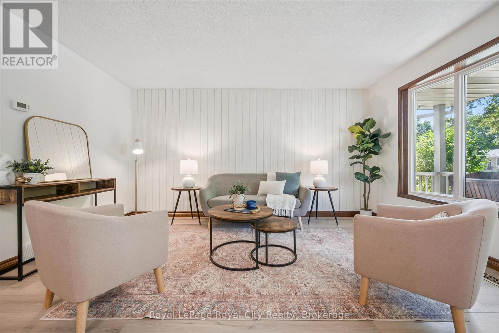 












85 SLEEMAN AVENUE

,
Guelph (Junction/Onward Willow),




Ontario
N1H6G5

