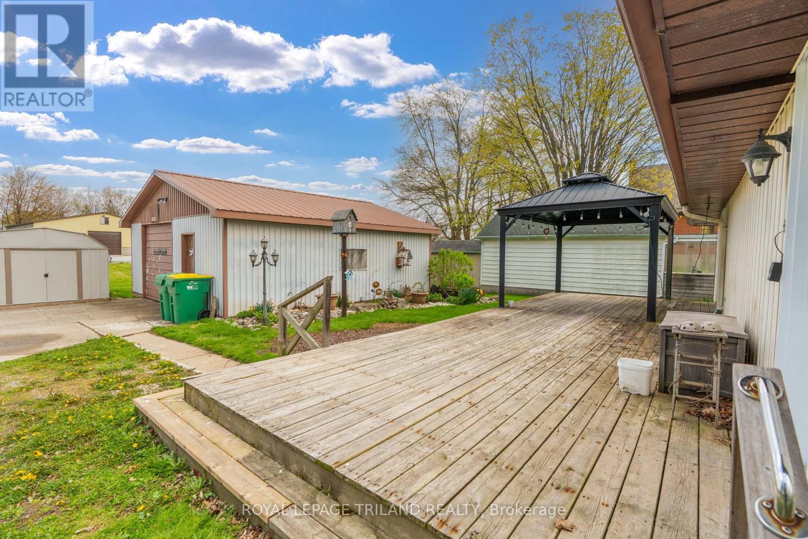 












64 WELLINGTON AVENUE

,
Southwest Middlesex (Appin),




Ontario
N0L1A0

