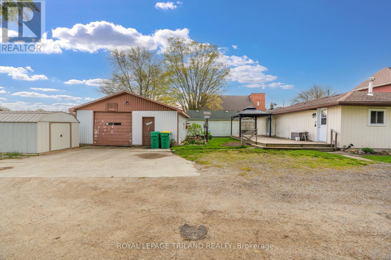 












64 WELLINGTON AVENUE

,
Southwest Middlesex (Appin),




Ontario
N0L1A0

