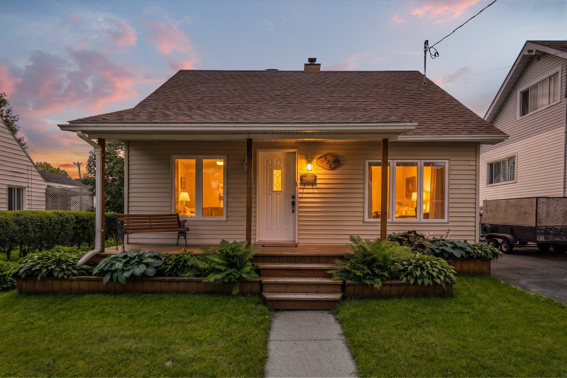 









328


Av. des Vétérans

,
Montréal-Est,




QC
H1B5B7

