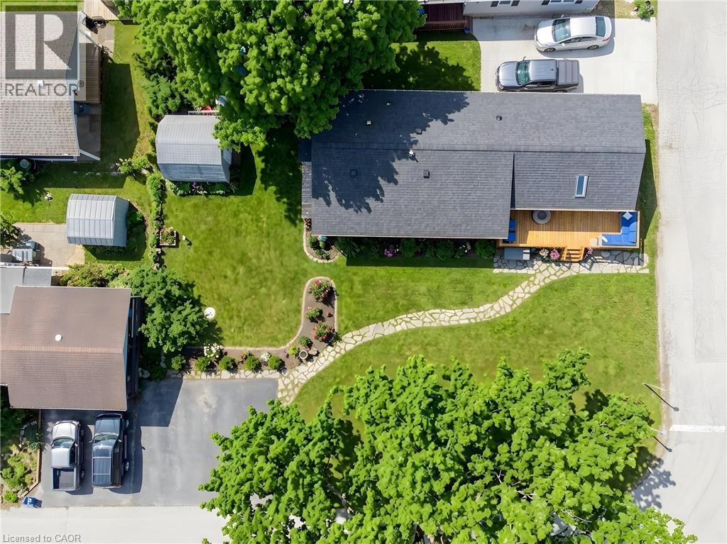 












28 MACPHERSON Crescent

,
Flamborough,




Ontario
N0B2J0

