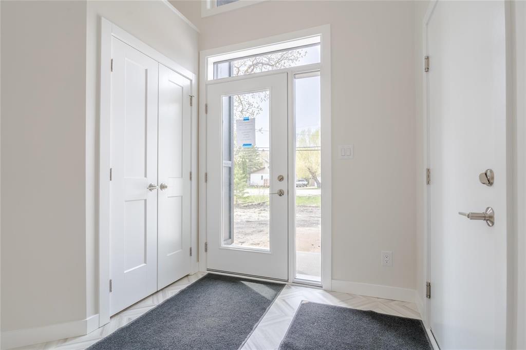 












3 Elizabeth Waytiuk Cove

,
East Selkirk,




Manitoba
R0E0M0

