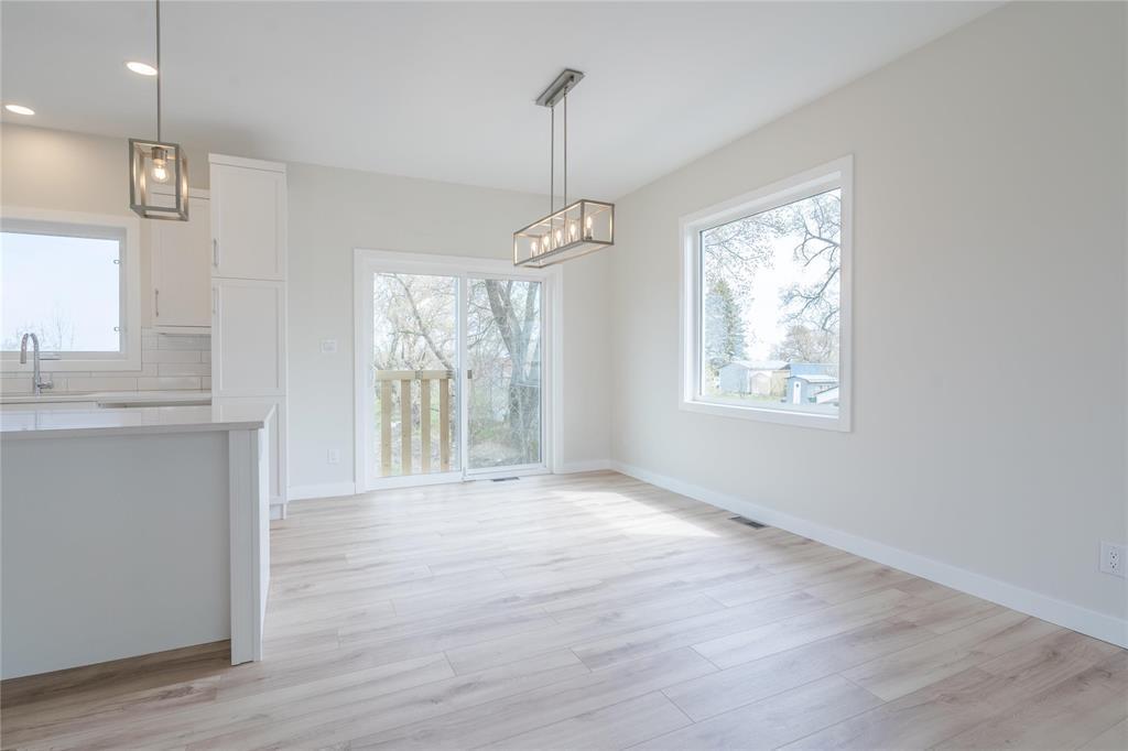 












3 Elizabeth Waytiuk Cove

,
East Selkirk,




Manitoba
R0E0M0

