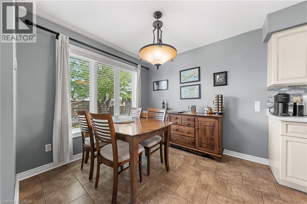 












1052 VANSICKLE Road N

,
St. Catharines,




Ontario
L2S2X3

