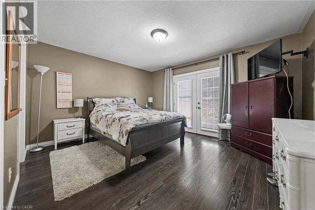 












1052 VANSICKLE Road N

,
St. Catharines,




Ontario
L2S2X3

