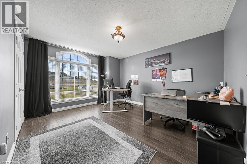 












1052 VANSICKLE Road N

,
St. Catharines,




Ontario
L2S2X3

