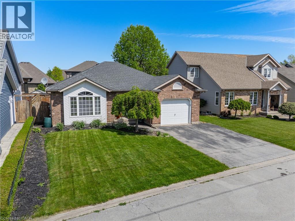 












1052 VANSICKLE Road N

,
St. Catharines,




Ontario
L2S2X3

