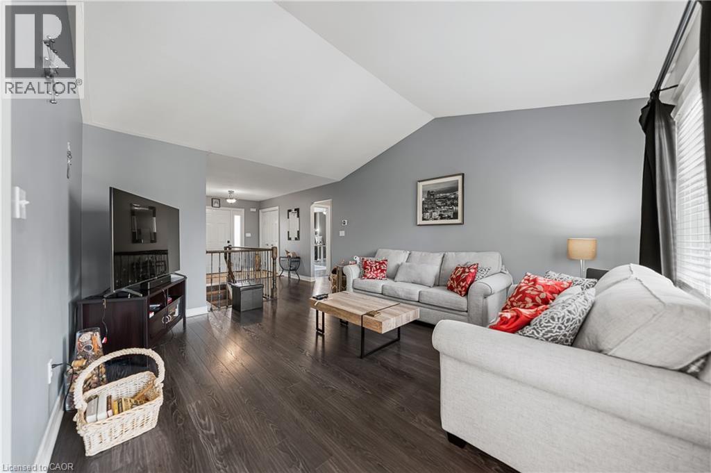 












1052 VANSICKLE Road N

,
St. Catharines,




Ontario
L2S2X3


