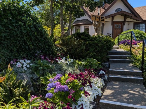 Featured Listing Photo 