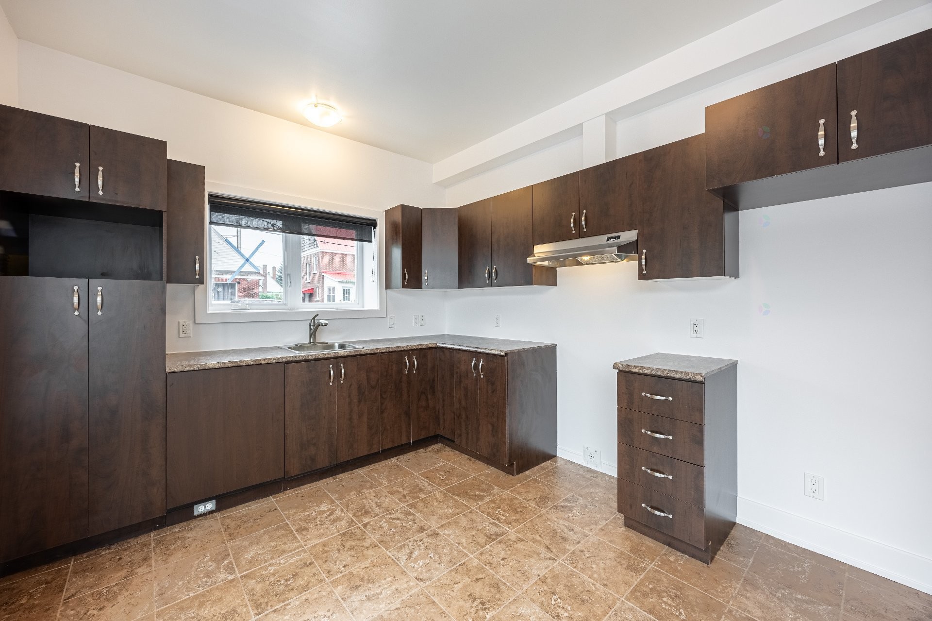 









172


Rue de la Canipco

,
Gatineau (Gatineau),




QC
J8P4B1

