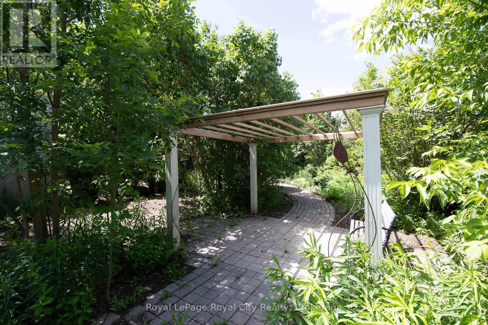 












5700 HIGHWAY 6

,
Guelph/Eramosa,




Ontario
N1H6J7

