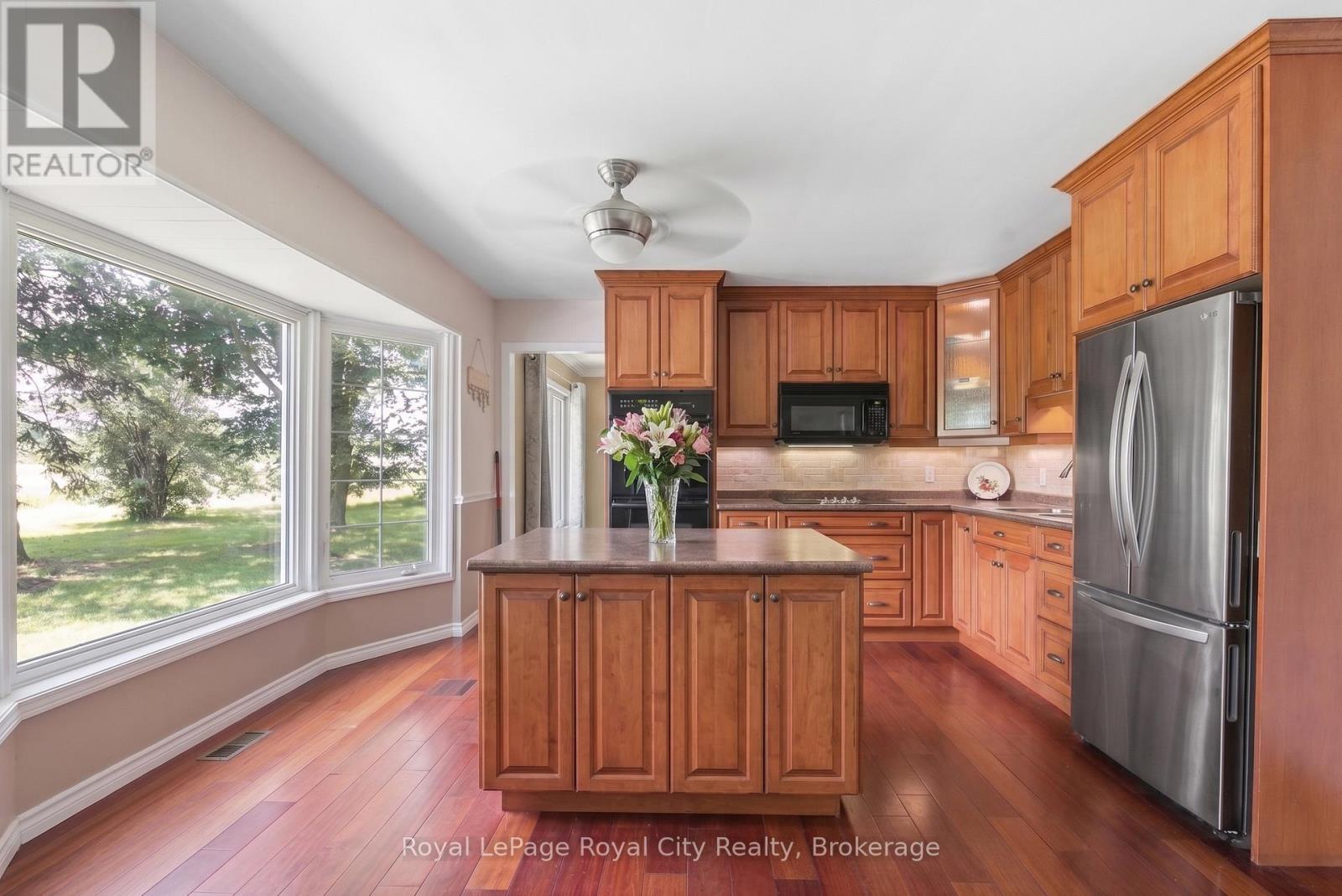 












5700 HIGHWAY 6

,
Guelph/Eramosa,




Ontario
N1H6J7

