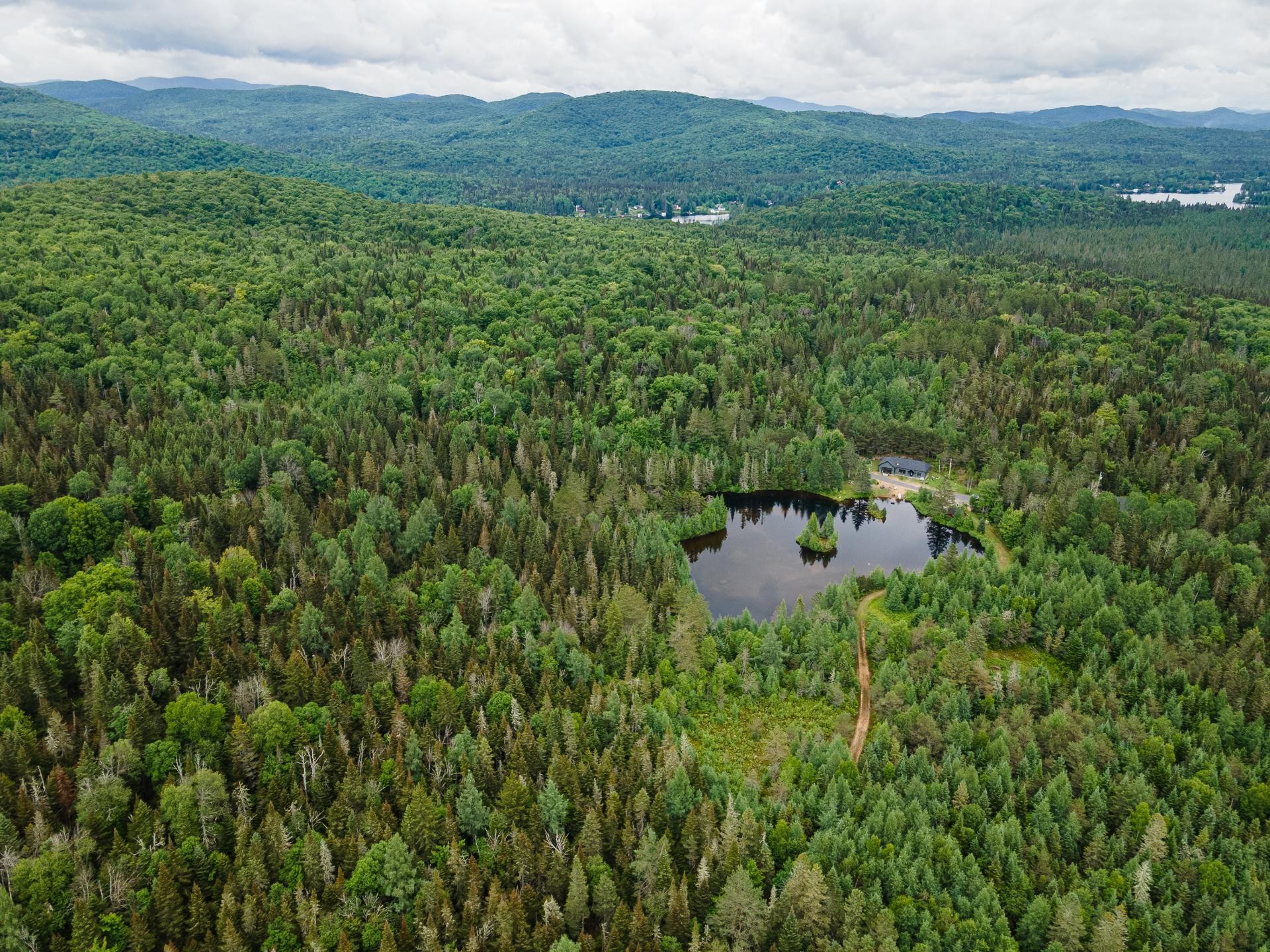 









2658


9e Rang

,
Sainte-Agathe-des-Monts,




QC
J8C0P9

