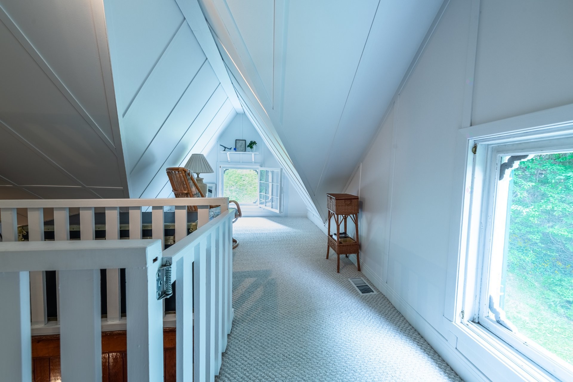 









2196


Ch. Tison

,
Sainte-Lucie-des-Laurentides,




QC
J0T2J0

