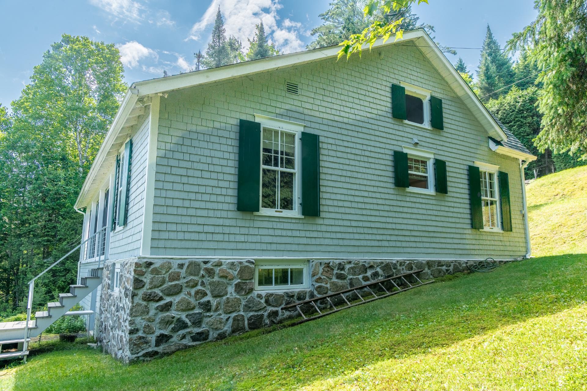 









2196


Ch. Tison

,
Sainte-Lucie-des-Laurentides,




QC
J0T2J0


