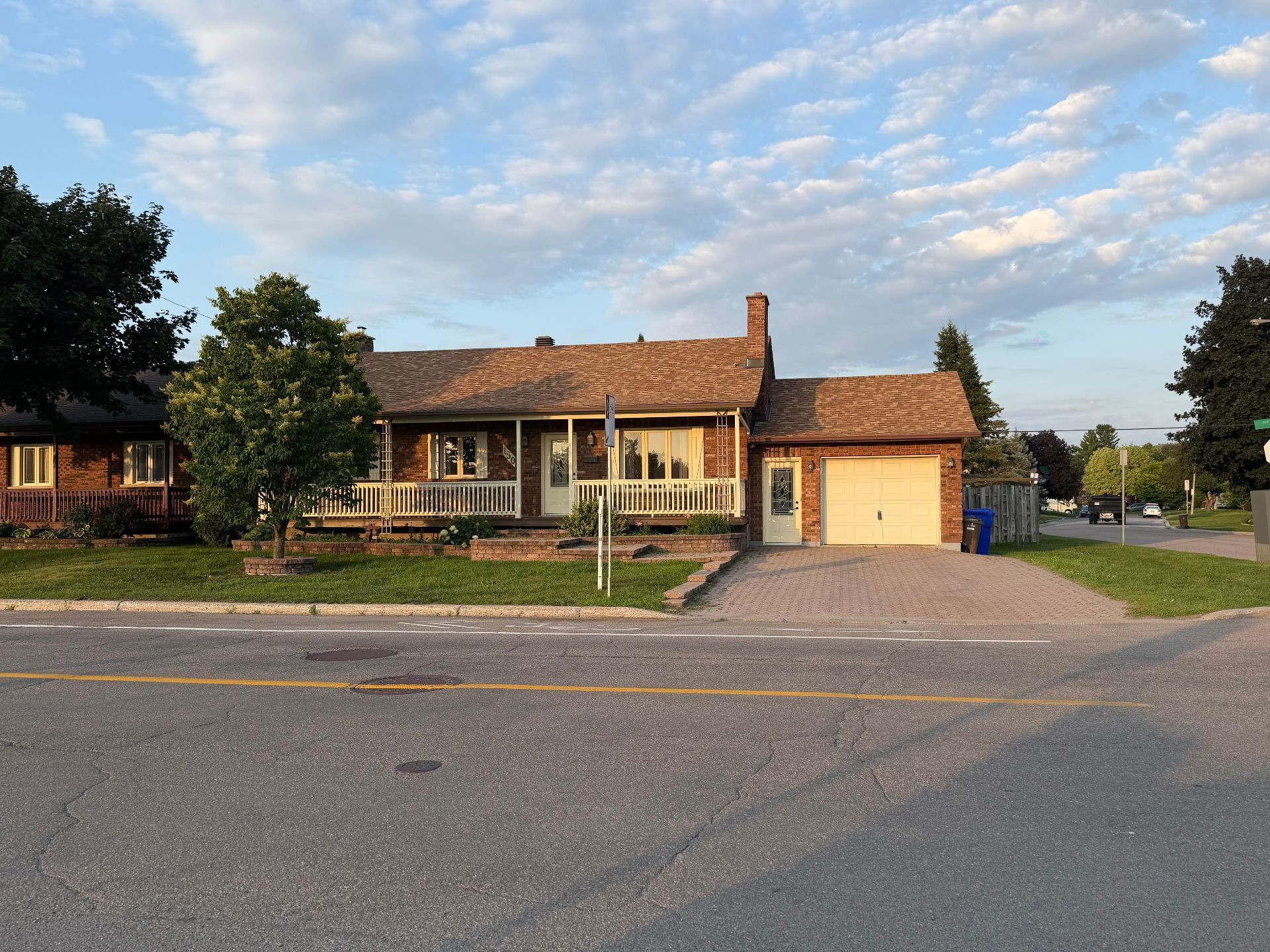 









150


Rue des Sables

,
Gatineau (Gatineau),




QC
J8P7K1

