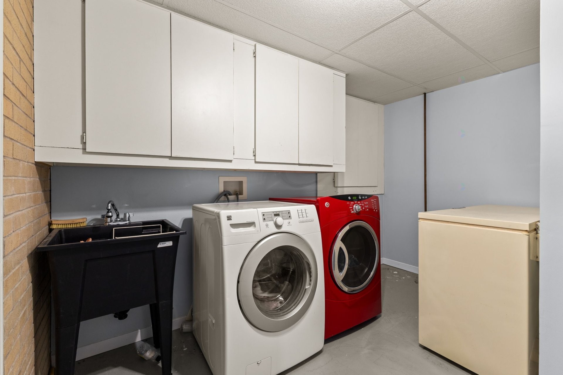 









150


Rue des Sables

,
Gatineau (Gatineau),




QC
J8P7K1

