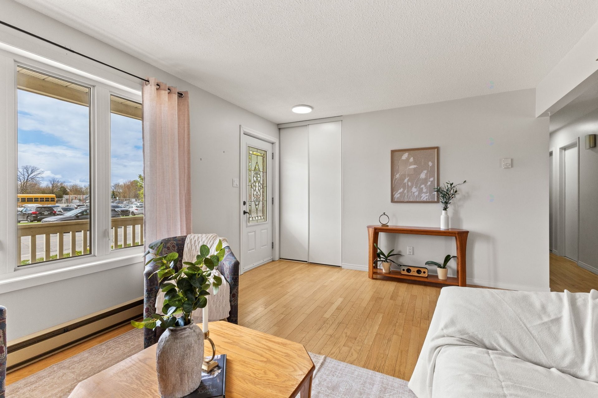









150


Rue des Sables

,
Gatineau (Gatineau),




QC
J8P7K1

