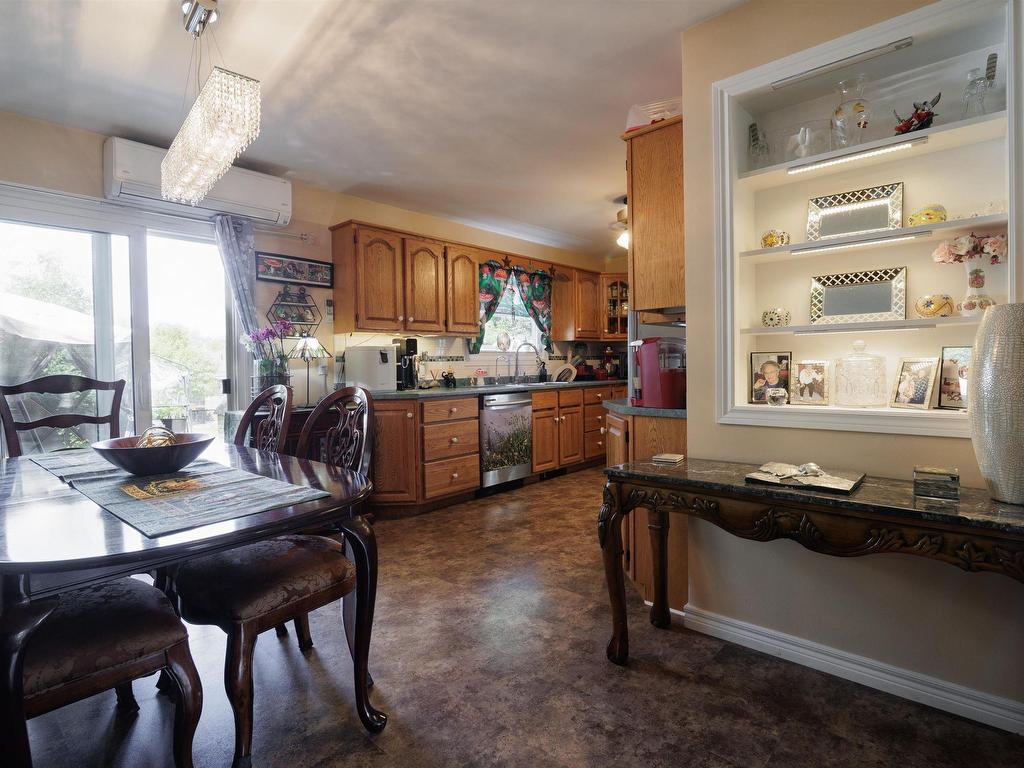 












9 Evergreen Drive

,
Salmon River,




NS
B2N 5J2

