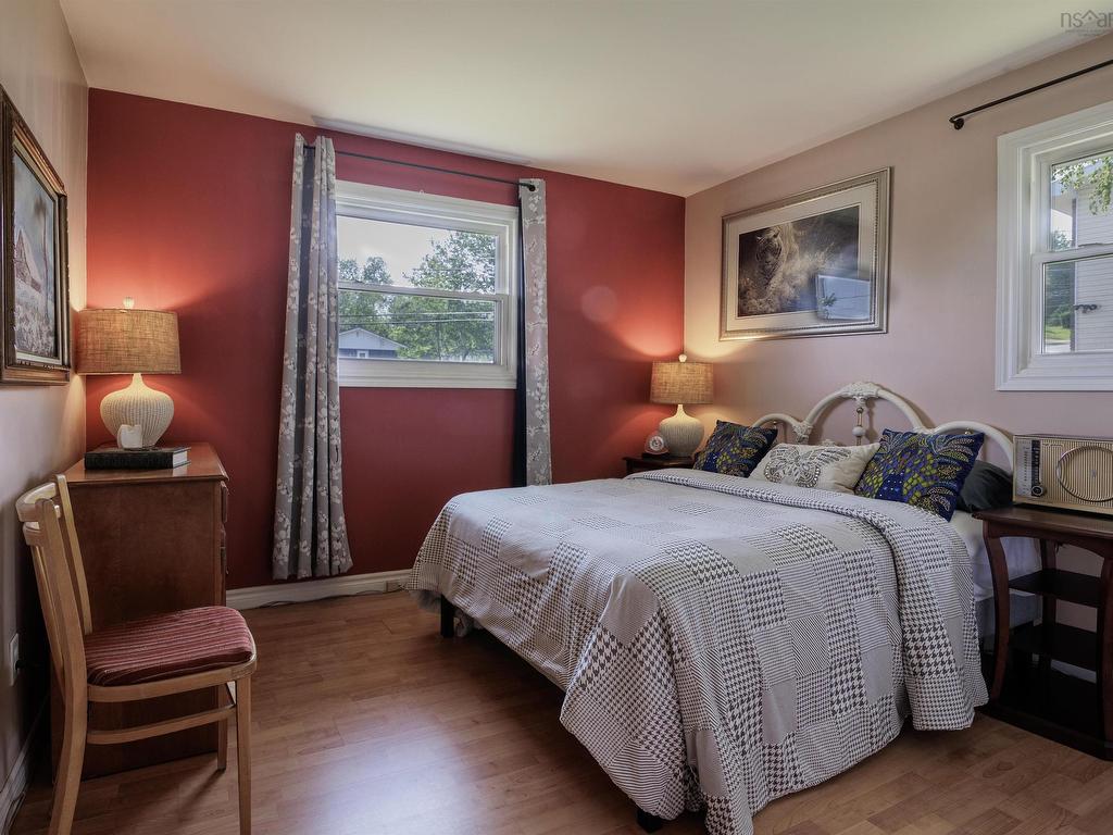 












9 Evergreen Drive

,
Salmon River,




NS
B2N 5J2

