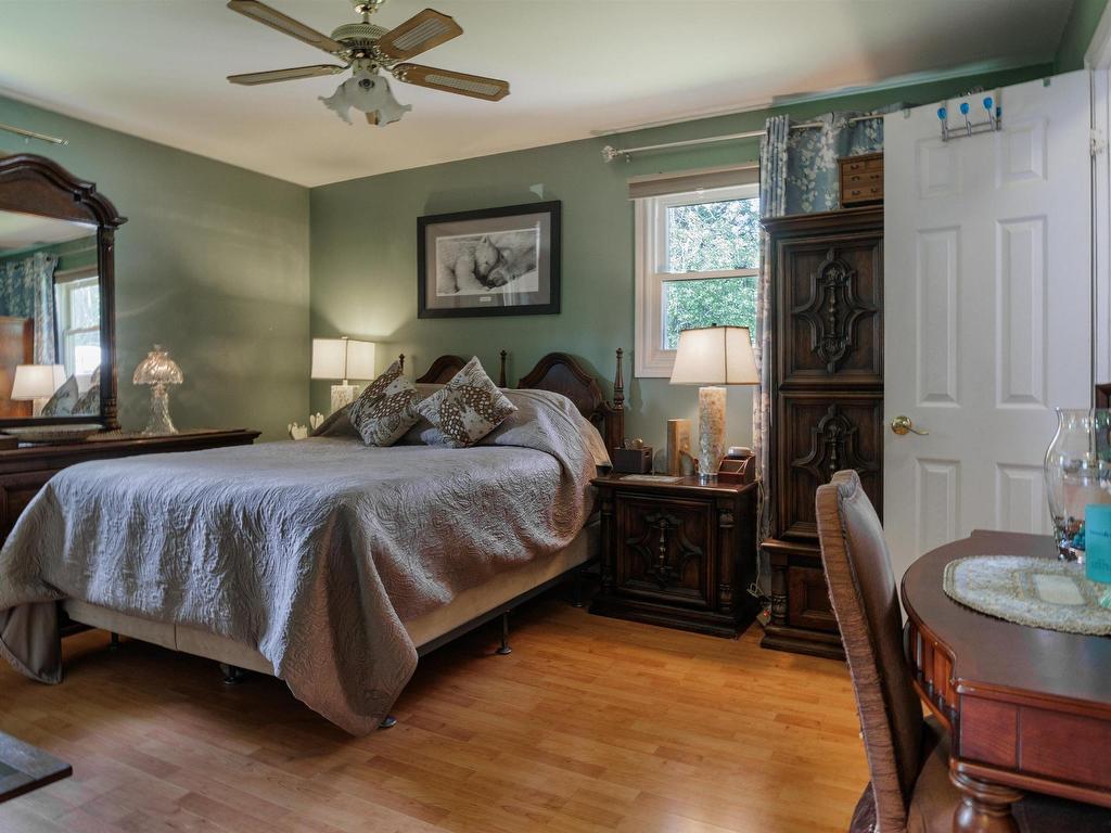 












9 Evergreen Drive

,
Salmon River,




NS
B2N 5J2

