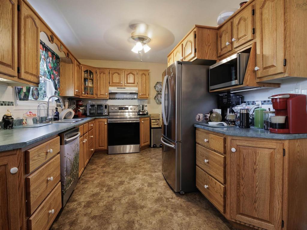 












9 Evergreen Drive

,
Salmon River,




NS
B2N 5J2

