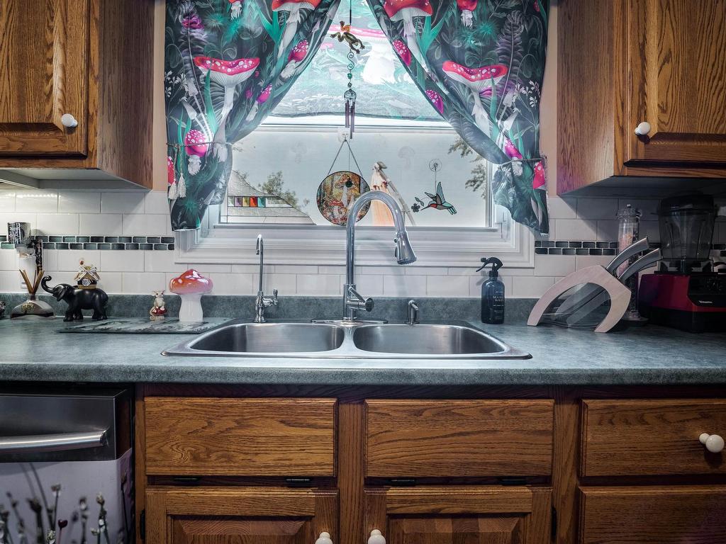 












9 Evergreen Drive

,
Salmon River,




NS
B2N 5J2

